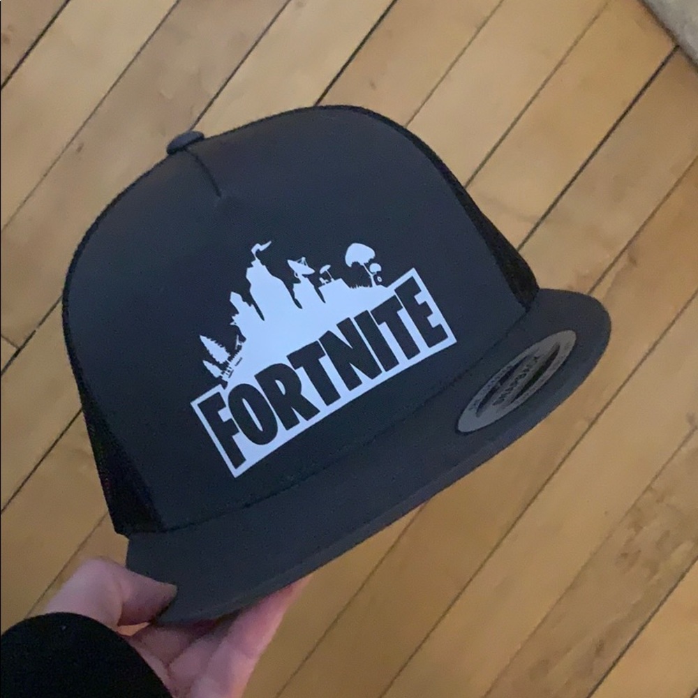Fortnite Snap Back Hat